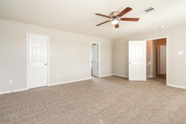Building Photo - 2621 Marlin Dr