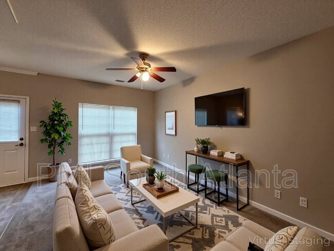 Building Photo - 176 Shenandoah Dr