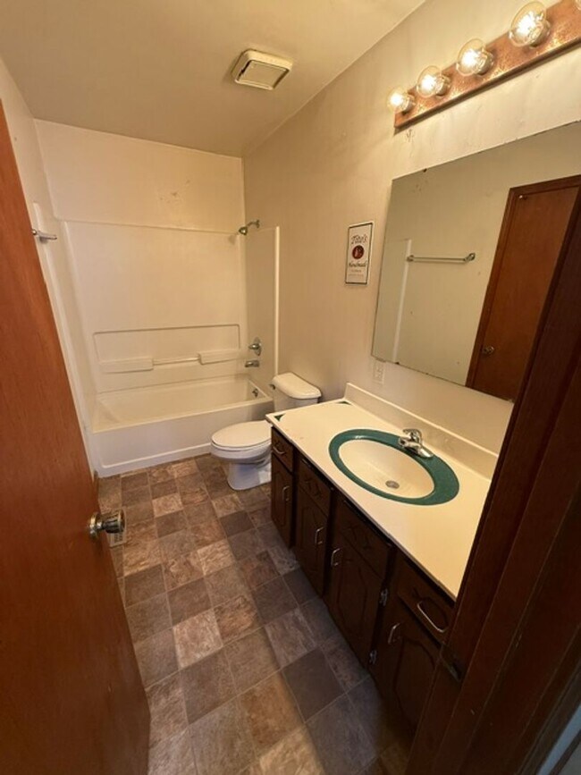Building Photo - Italian Estates Property Management