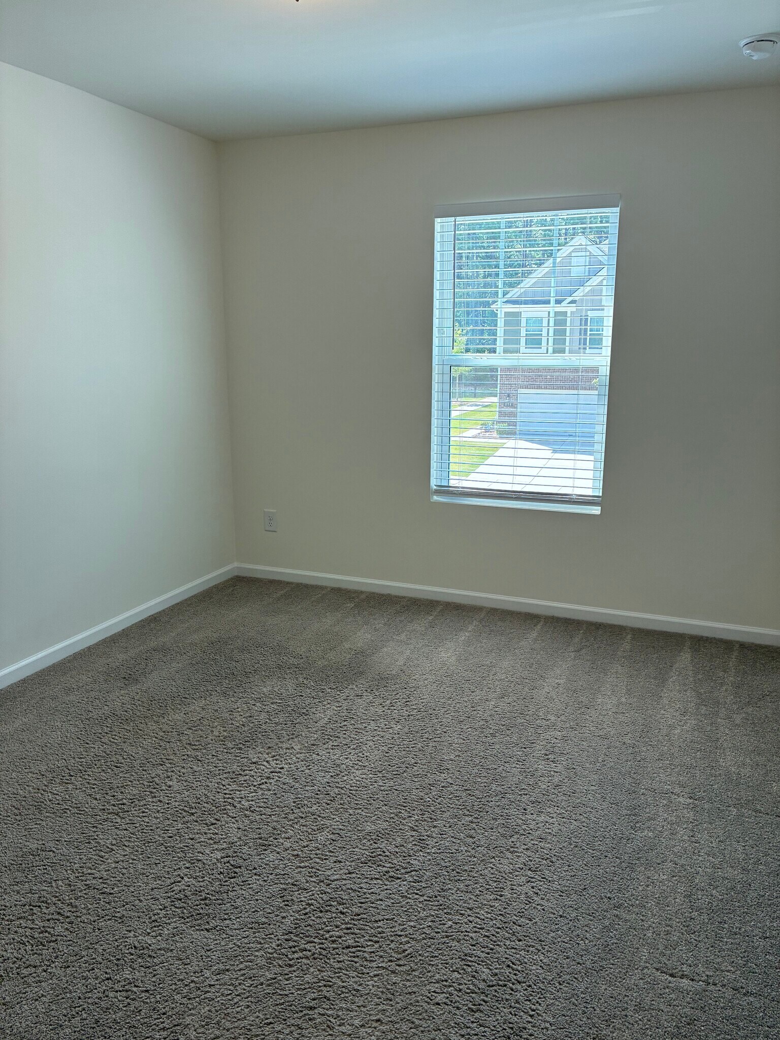 Building Photo - 275 Harpers Run Ln