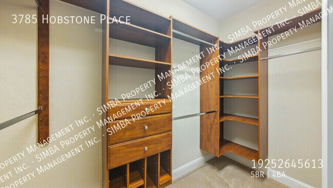 Building Photo - 3785 Hobstone Pl