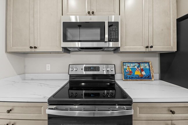 Building Photo - 74 Shawnee Trail