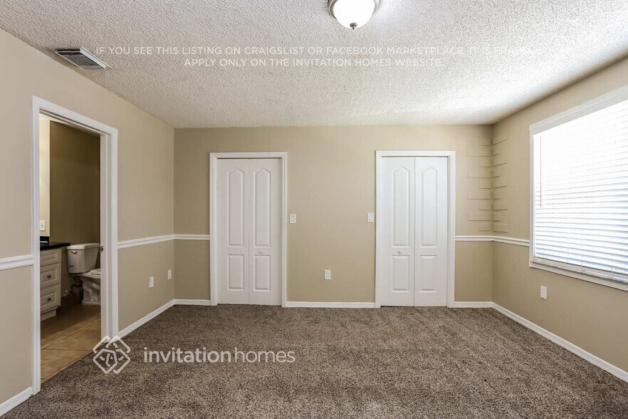 Building Photo - 15131 SW 49th St