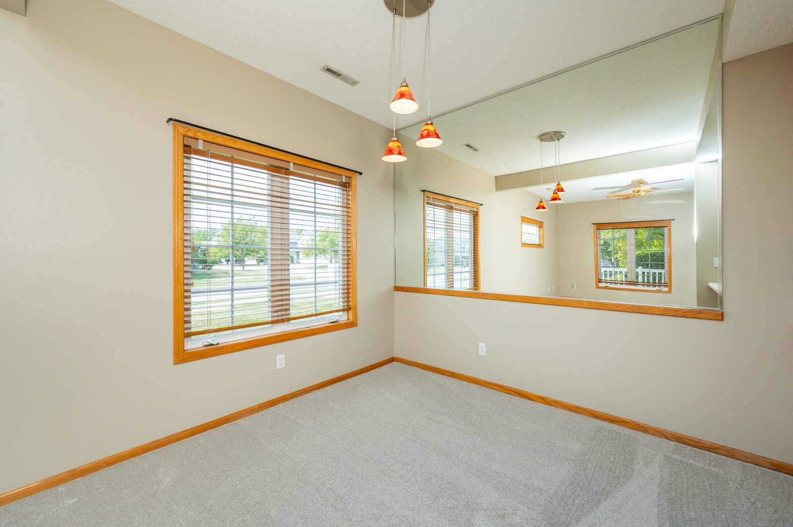 Building Photo - 1172 S 52nd St