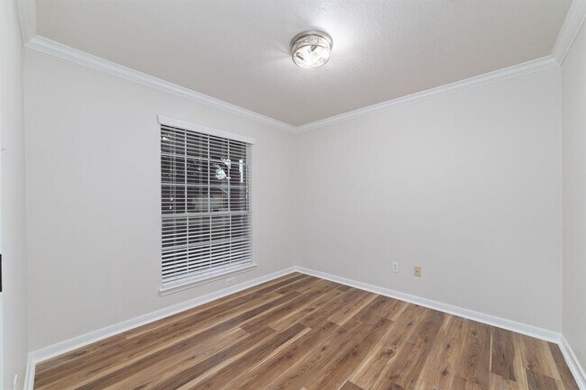 Building Photo - 26610 Marble Falls Bend