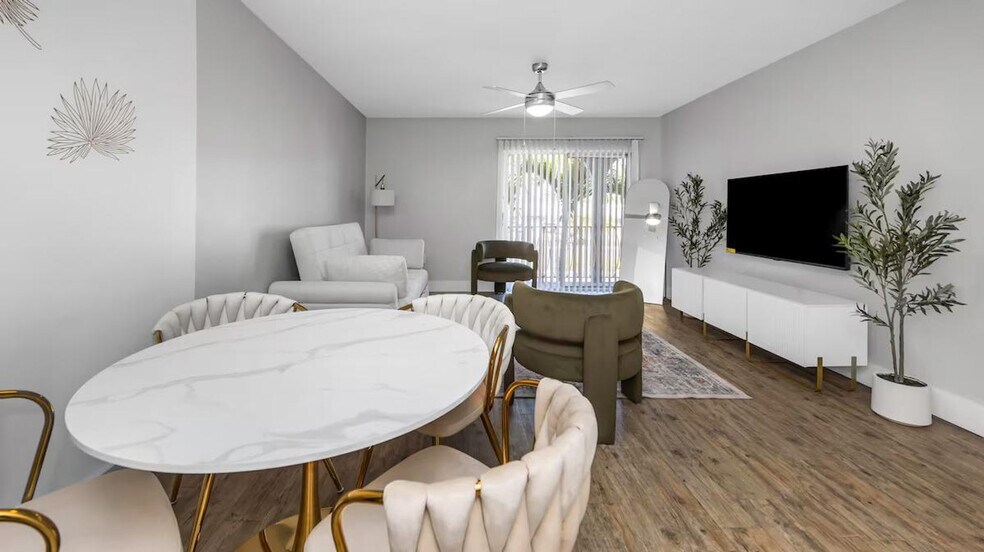 Building Photo - 4355 FL-60