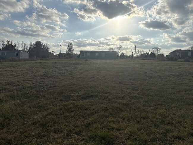 Building Photo - 260 Co Rd 1220