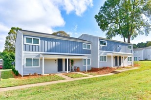 Building Photo - Highland Commons