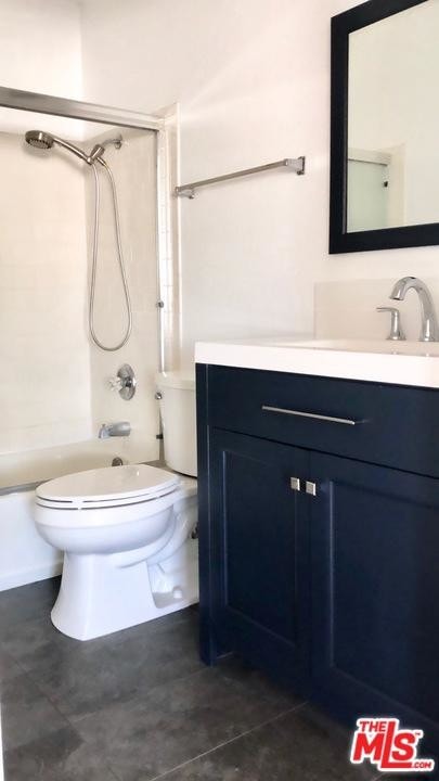 Building Photo - 1567 W 204th St