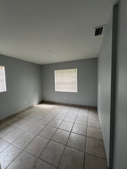 Building Photo - 4843 Billy Direct Ln