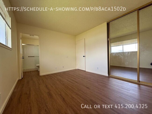 Building Photo - 938 Estrada Ct