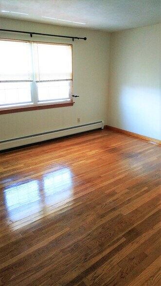 Building Photo - 128 Fayette St