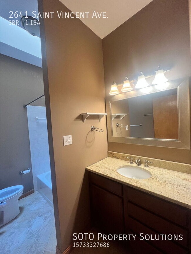 Building Photo - 2641 St Vincent Ave