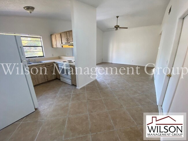 Building Photo - 1441 Bridlebrook Dr