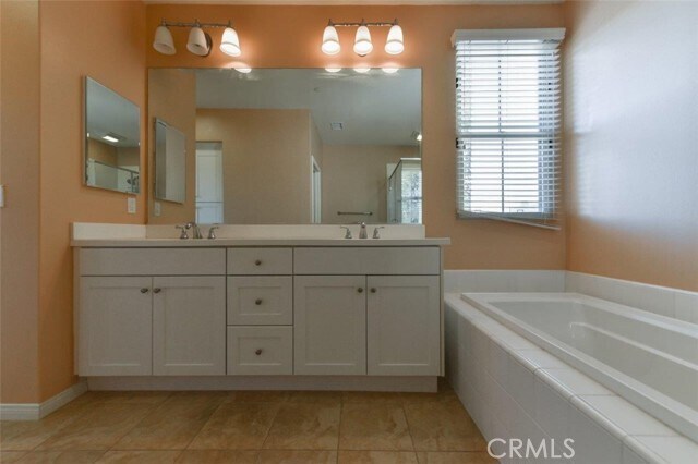 Building Photo - 248 Overbrook