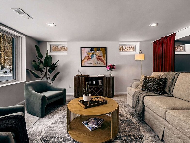 Building Photo - 28649 Jackson Rd