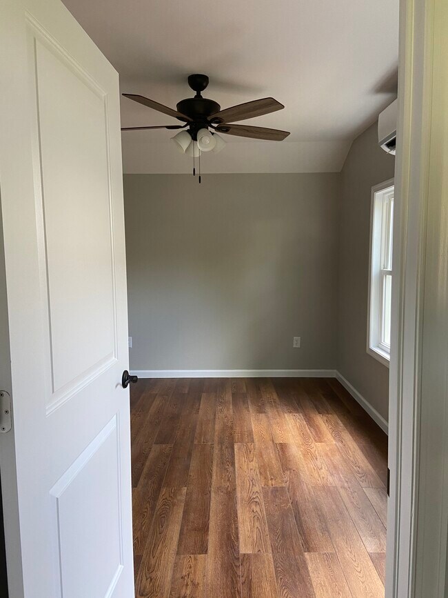 Building Photo - 505 Union Ave