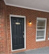 Building Photo - 610 Rugby Rd