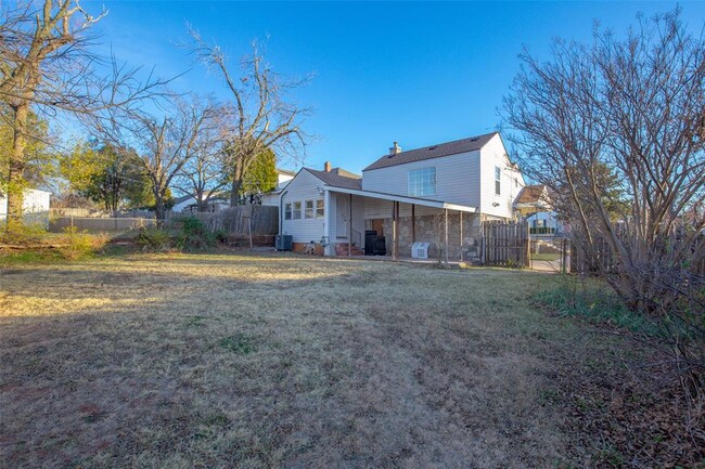 Building Photo - 721 NW 46th St