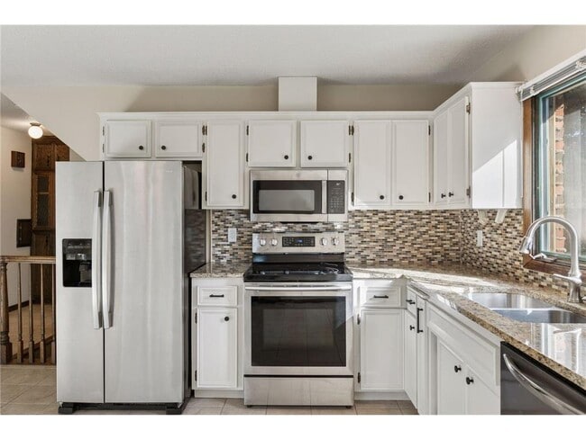 Building Photo - 7207 Heatherton Cir