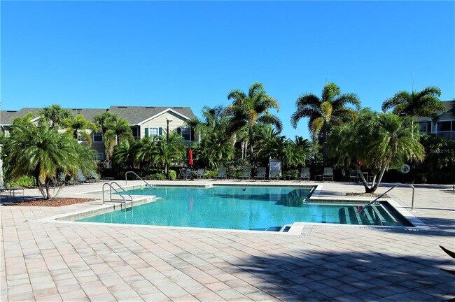 Building Photo - 8905 Manor Loop