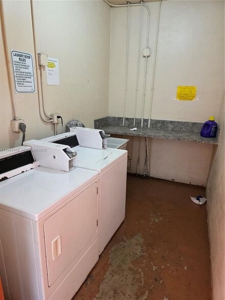 Building Photo - 4731 NW 10th Ct