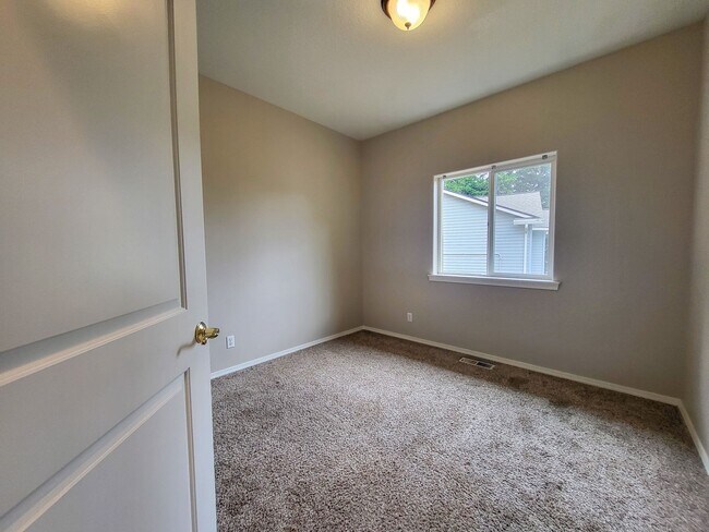 Building Photo - 2345 Mule Deer Ct NW