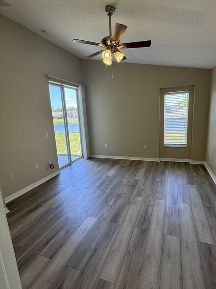 Building Photo - 7507 Canal Point Ct