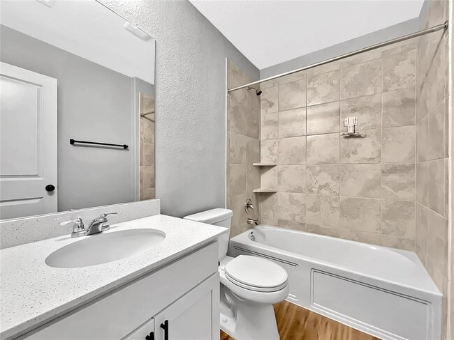 Building Photo - 353 Bronco Billy Dr