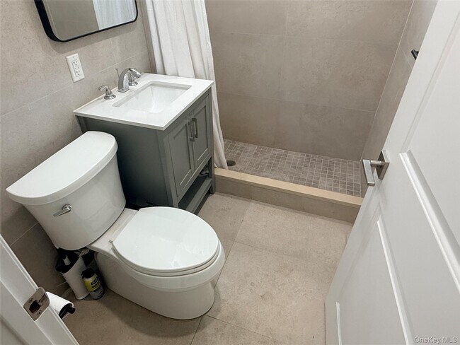 Building Photo - 48-23 44th St