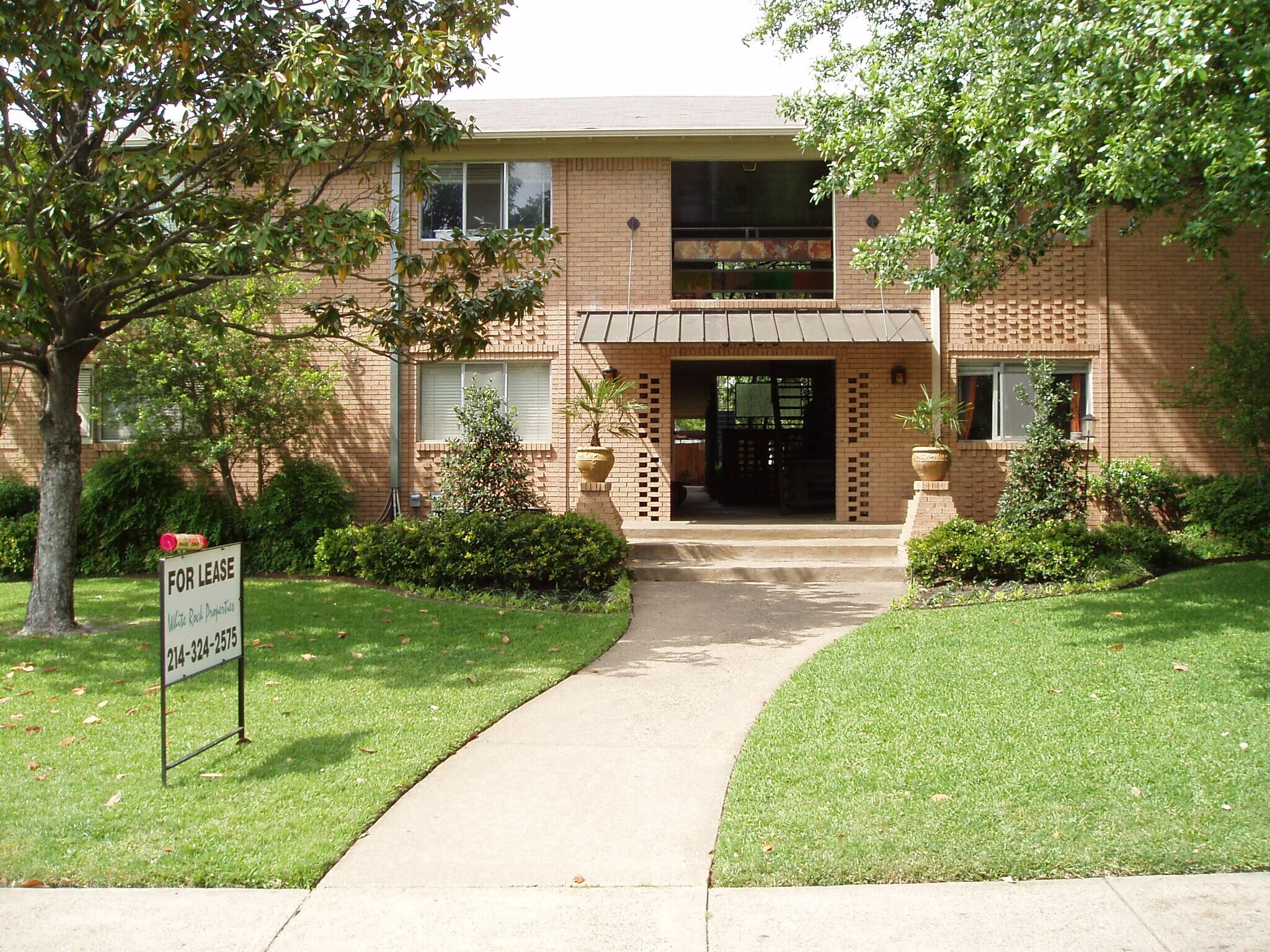 Building Front - 6205 Oram St