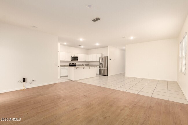 Building Photo - 9621 W Agora Ln