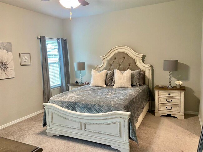 Building Photo - 834 Redinger Ridge Dr