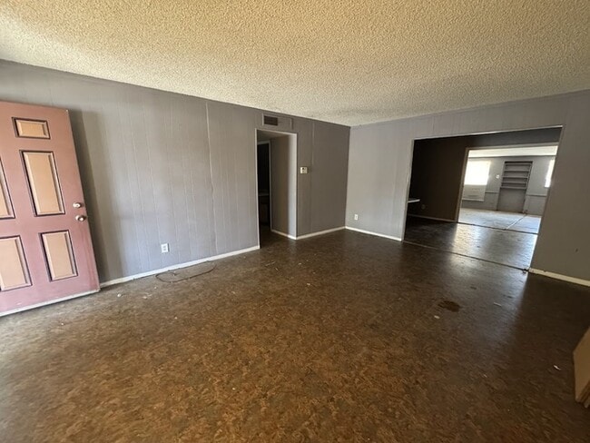 Building Photo - 6316 W Catalina Dr