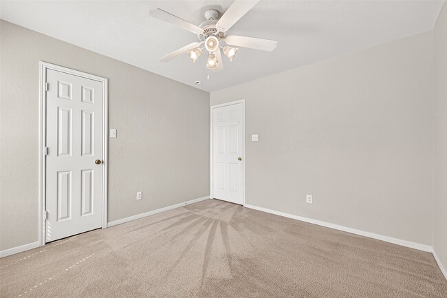 Building Photo - 3031 View Valley Trail