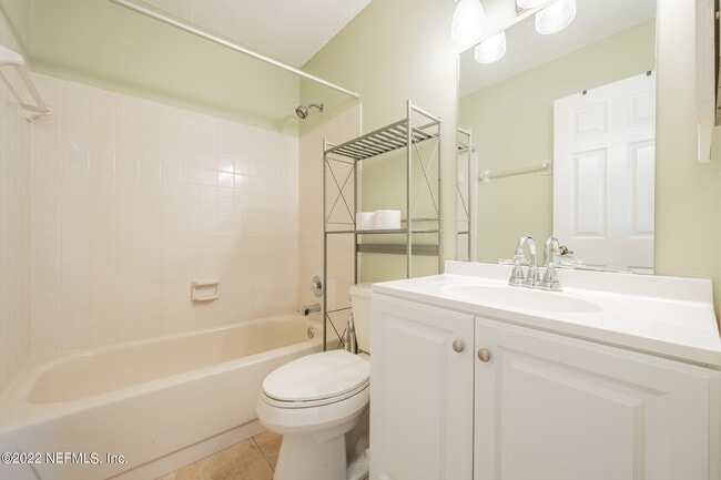 Building Photo - 111 Cranes Lake Dr