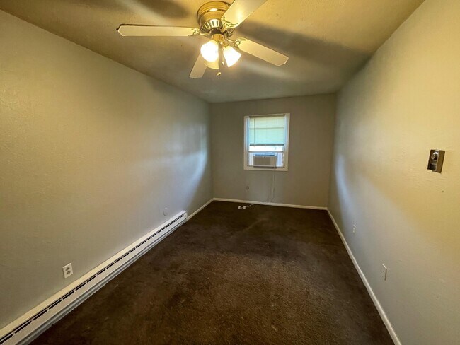 Building Photo - 1451 N Dawn Dr