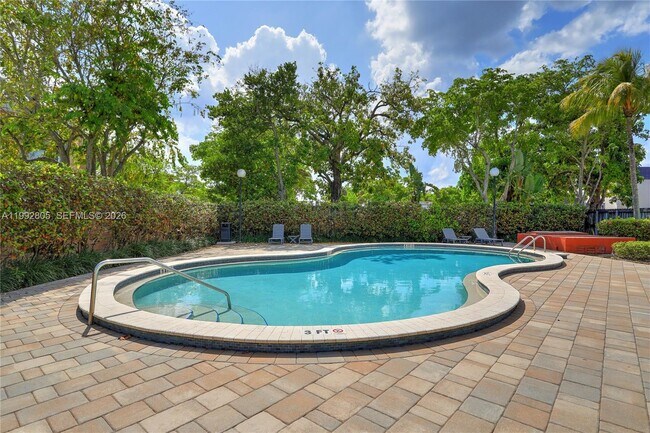 Building Photo - 10900 SW 104th St