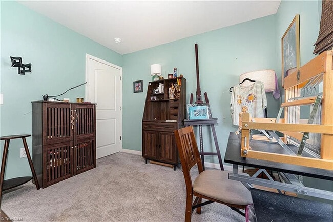 Building Photo - Earn Wealth While Leasing - Like a Homeown...