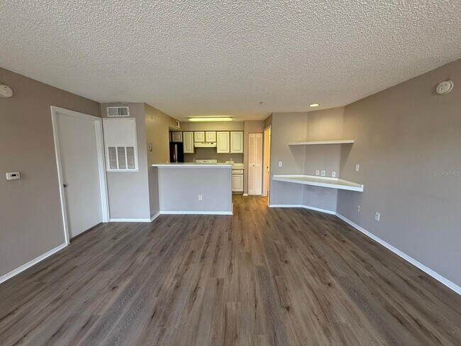 Building Photo - 2210 Grand Cayman Ct
