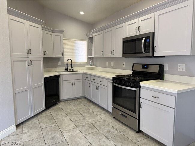 Building Photo - 3503 Oberon Ln