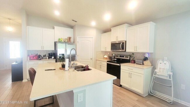 Building Photo - 7882 Island Fox Rd