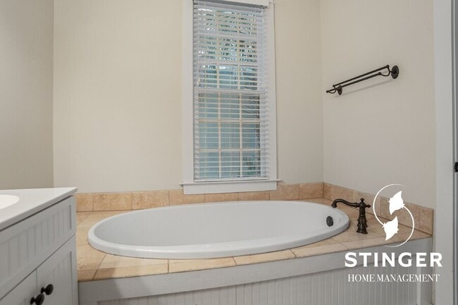 Building Photo - 30 Harford