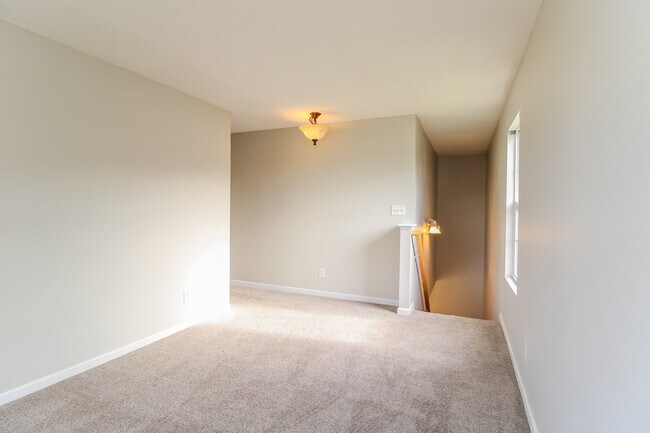 Building Photo - 1225 Hampton Park Dr