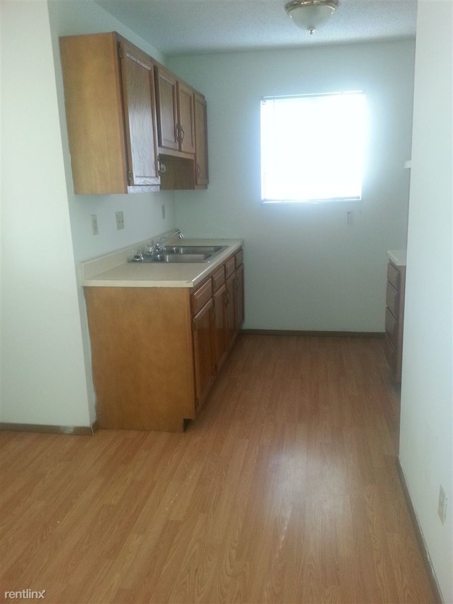 Building Photo - 125 Idlerun Dr