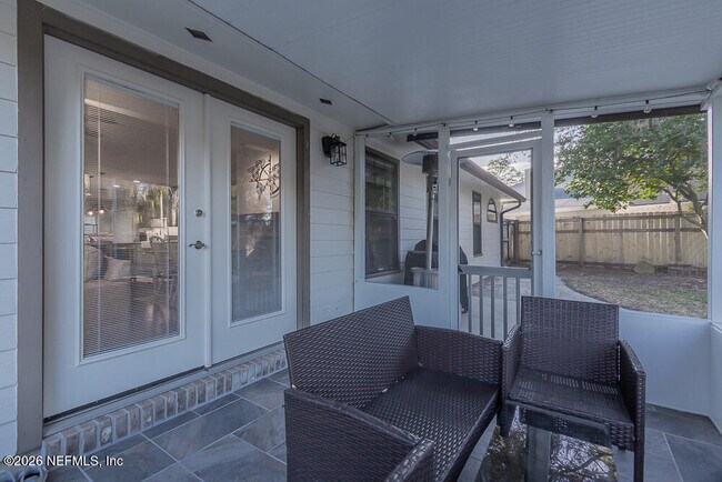 Building Photo - 12041 Wren Hollow Ct