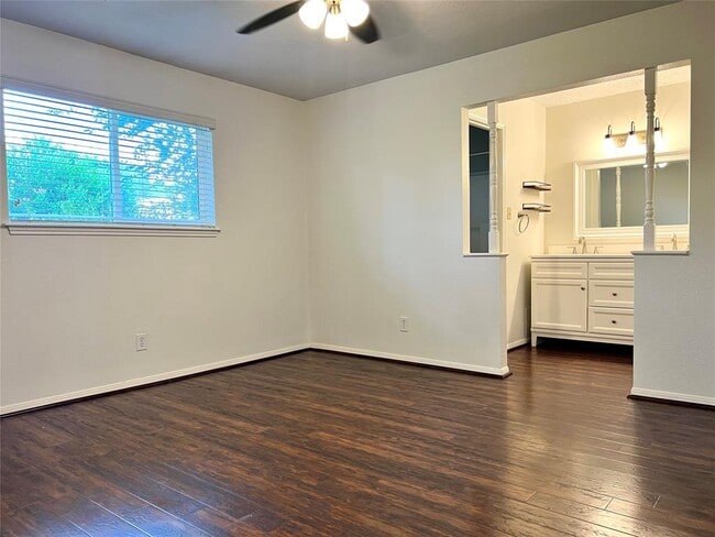 Building Photo - 22823 Goldstone Dr