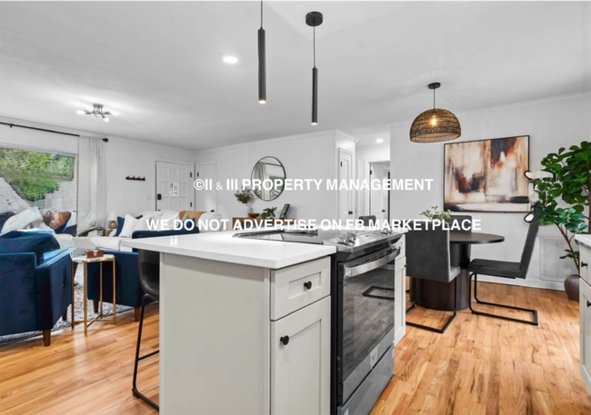 Building Photo - 4019 W 62nd Terrace