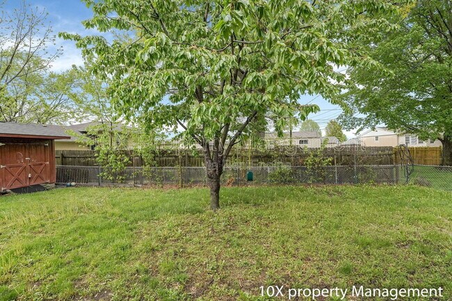 Building Photo - 2892 Longfield Rd