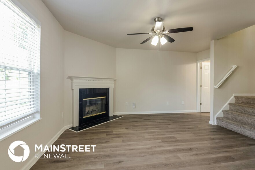Building Photo - 6412 Pemboke Ct
